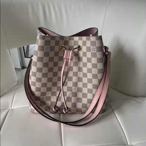 Louis Vuitton Neonoe bucket bag
